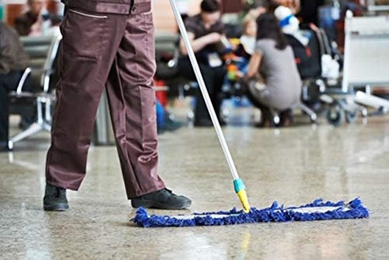 MSTY Dust Mop Treatment Spray - 18 oz (Case of 12) 1003402 - Janitorial Grade, Acts Like A Dust Magnet - Image 4